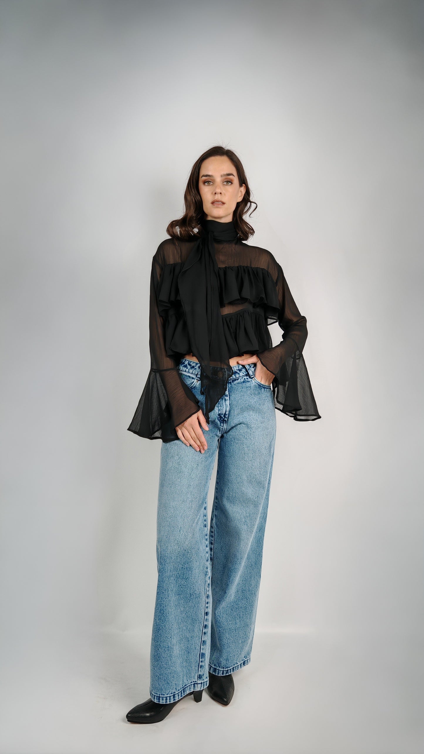 Blusa Rosa Negra
