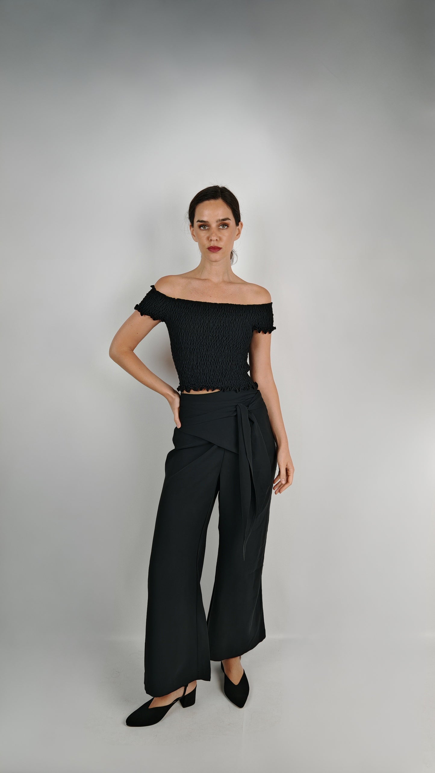 Blusa Ana Cupro Negra