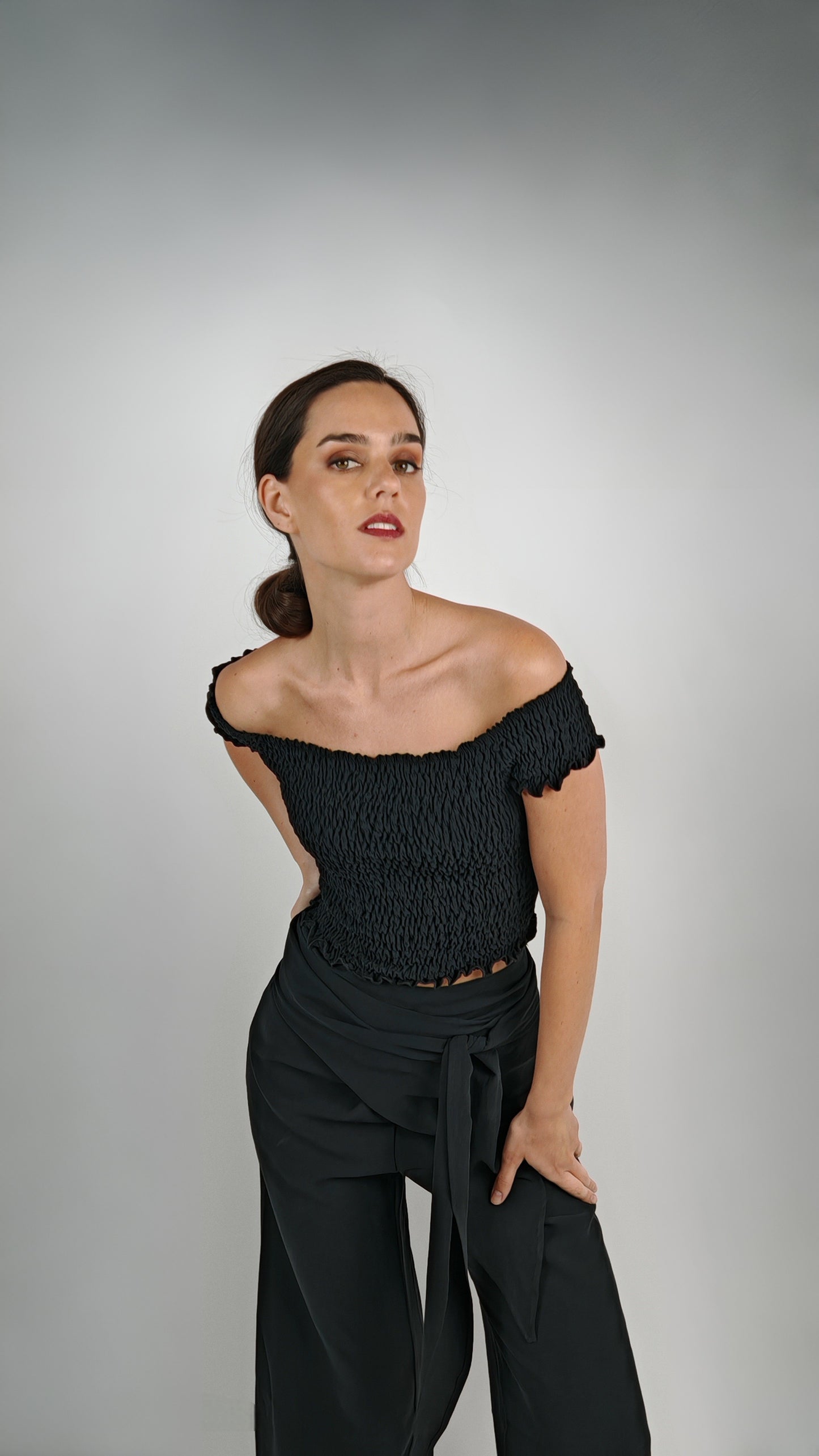 Blusa Ana Cupro Negra