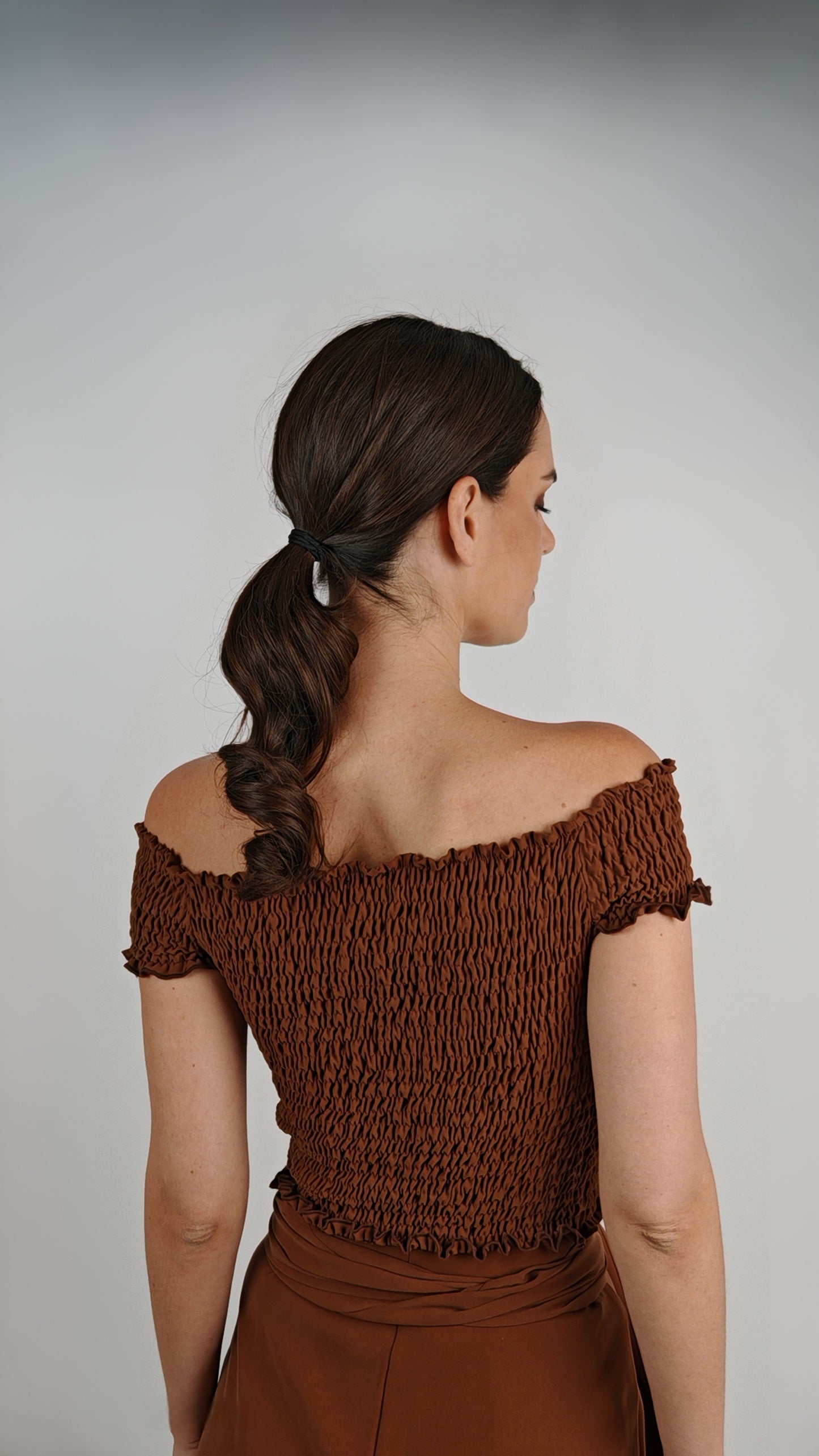 Blusa Ana Cupro Chocolate