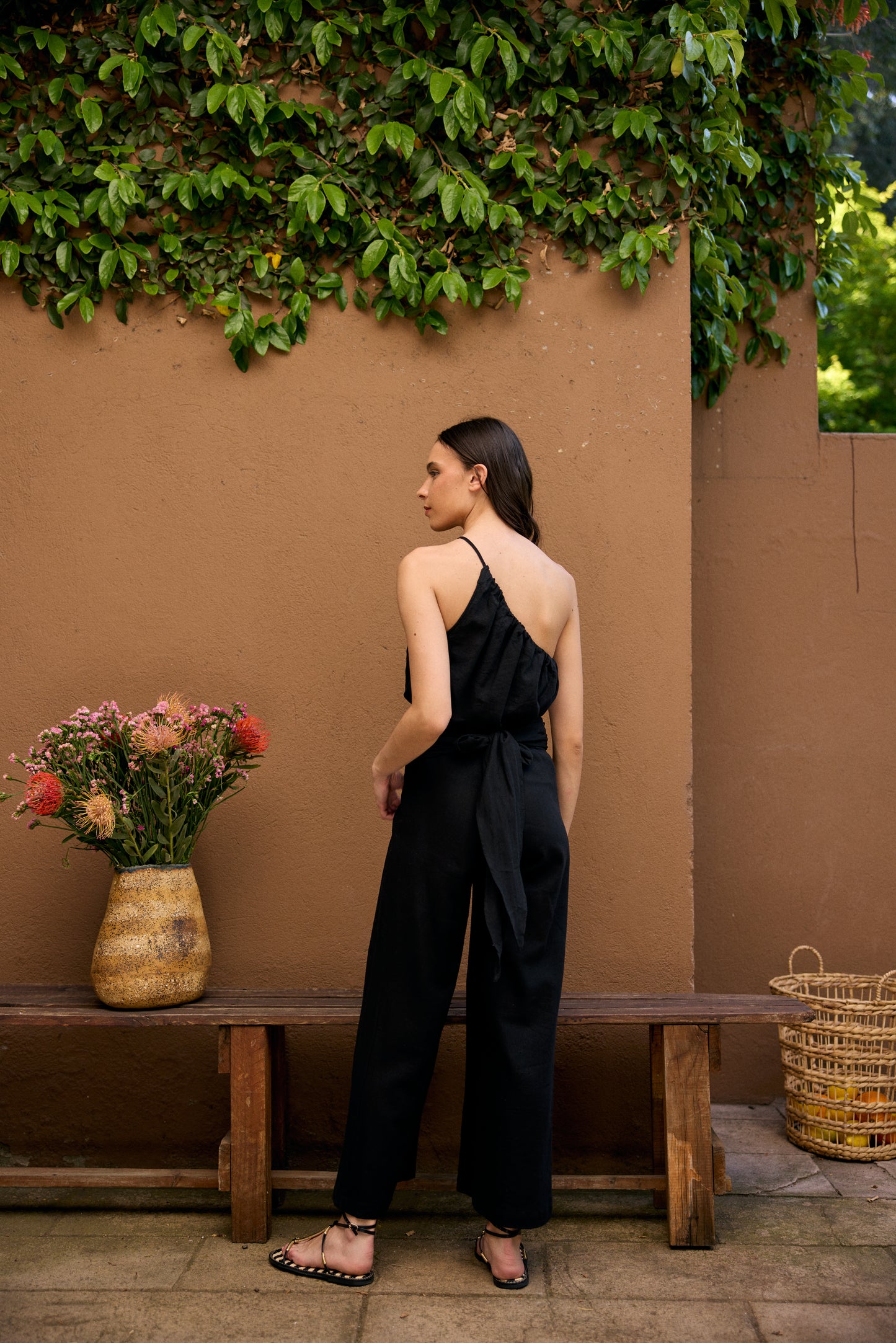 PANTALÓN LINO SARA NEGRO