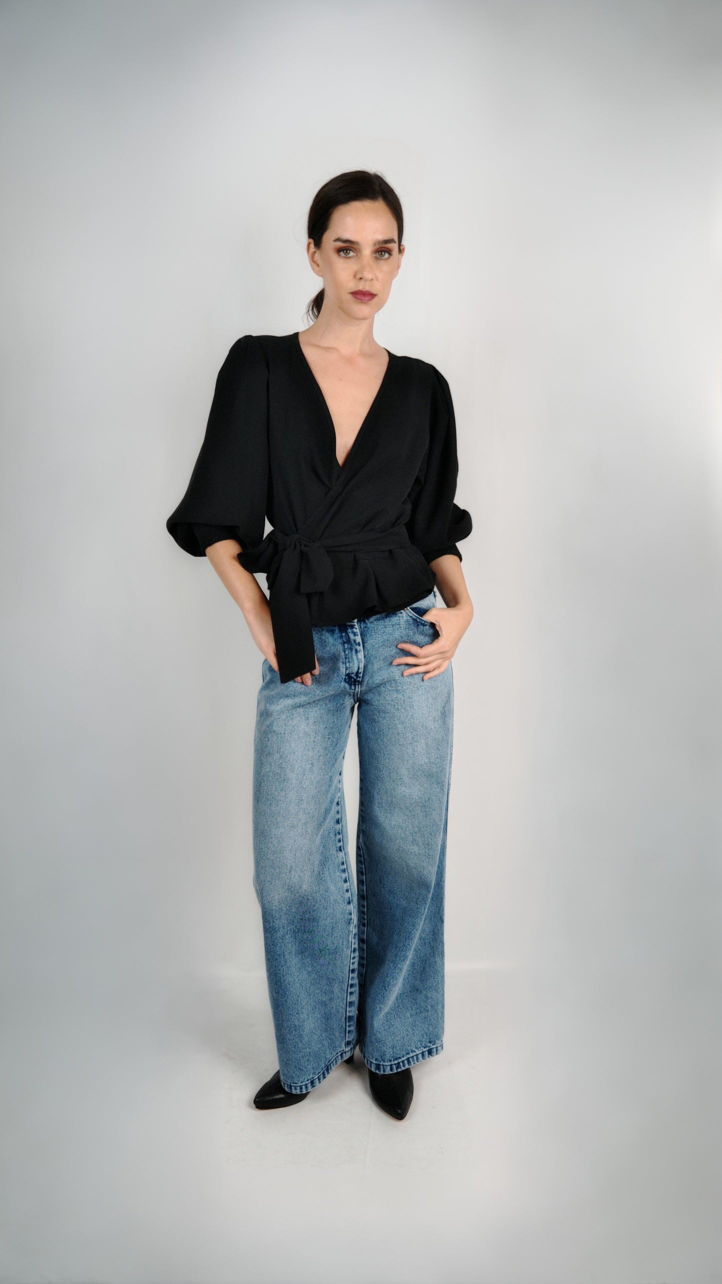 Blusa Carolina Cupro Negra