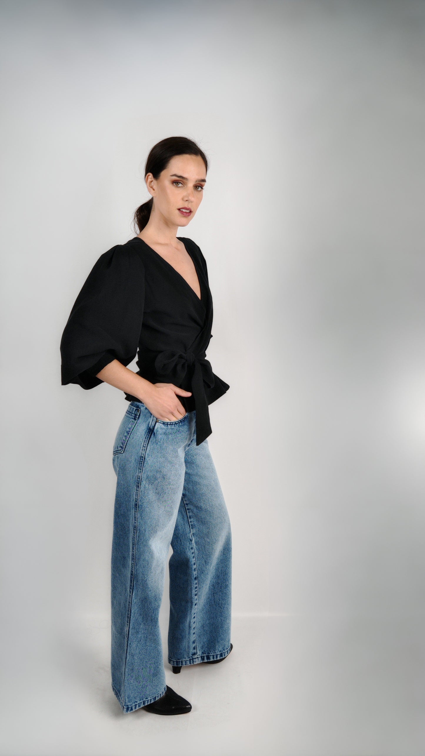 Blusa Carolina Cupro Negra