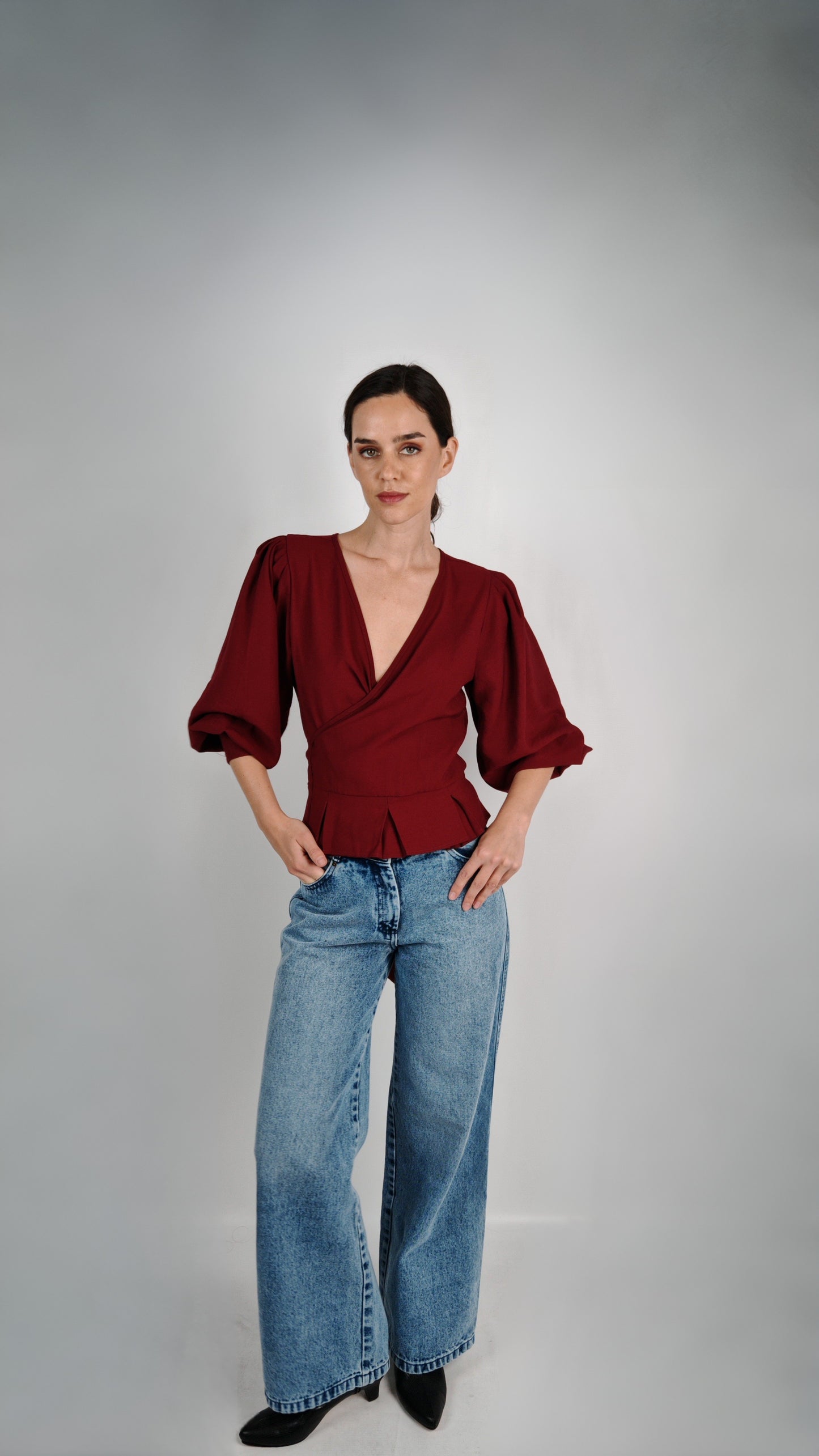 Blusa Carolina Cupro Burdeo