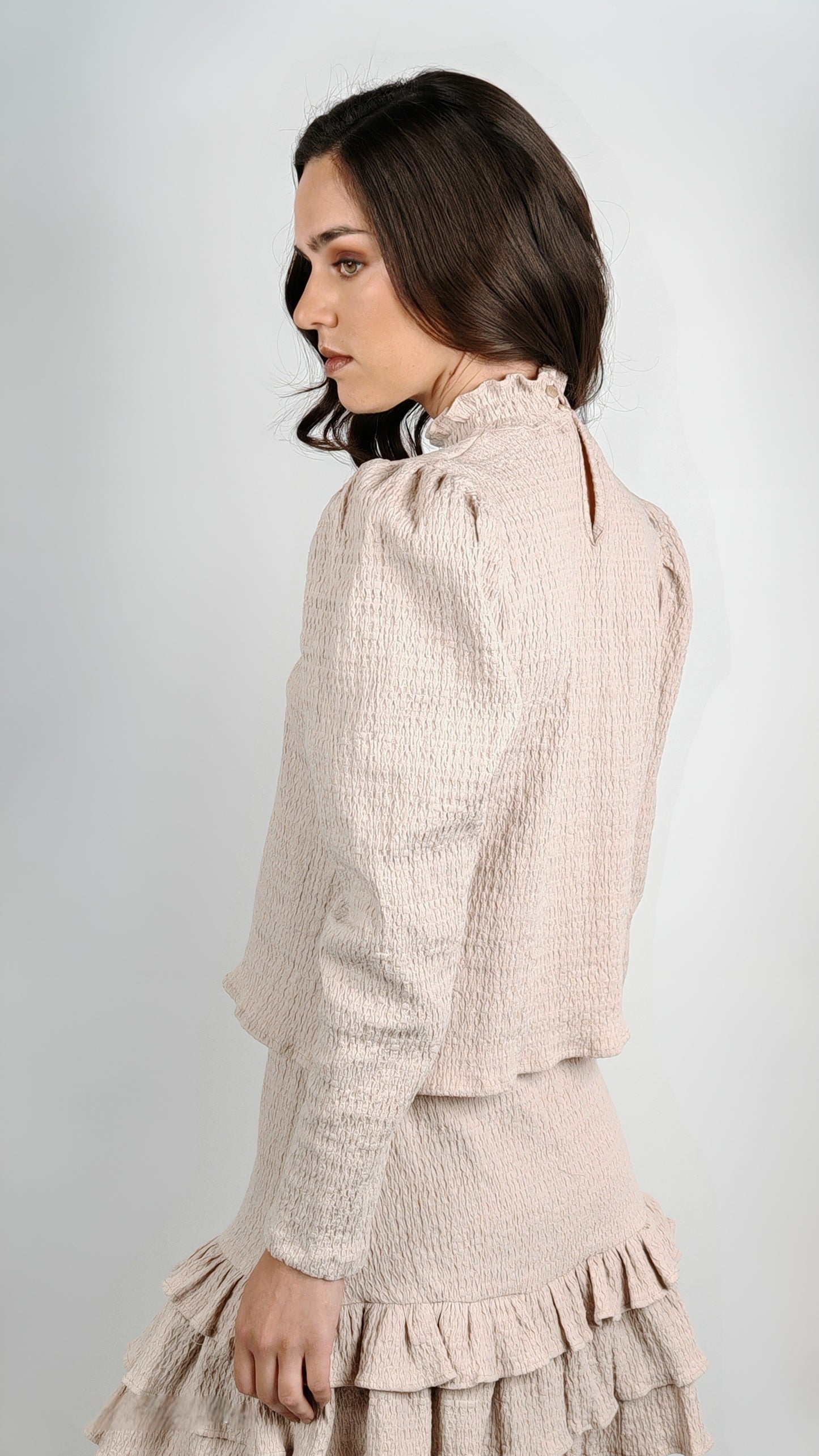 Falda Ema