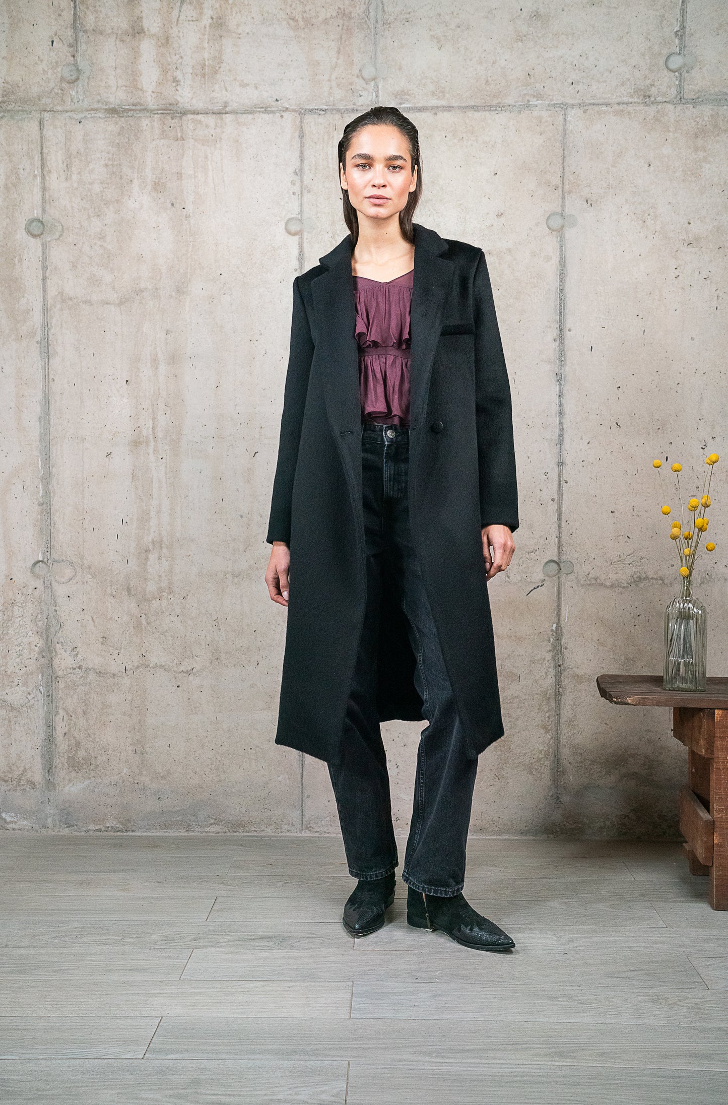 ABRIGO LEONOR NEGRO 100% LANA