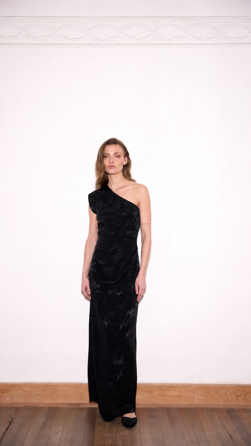 VESTIDO AURORA NEGRO JAQUARD