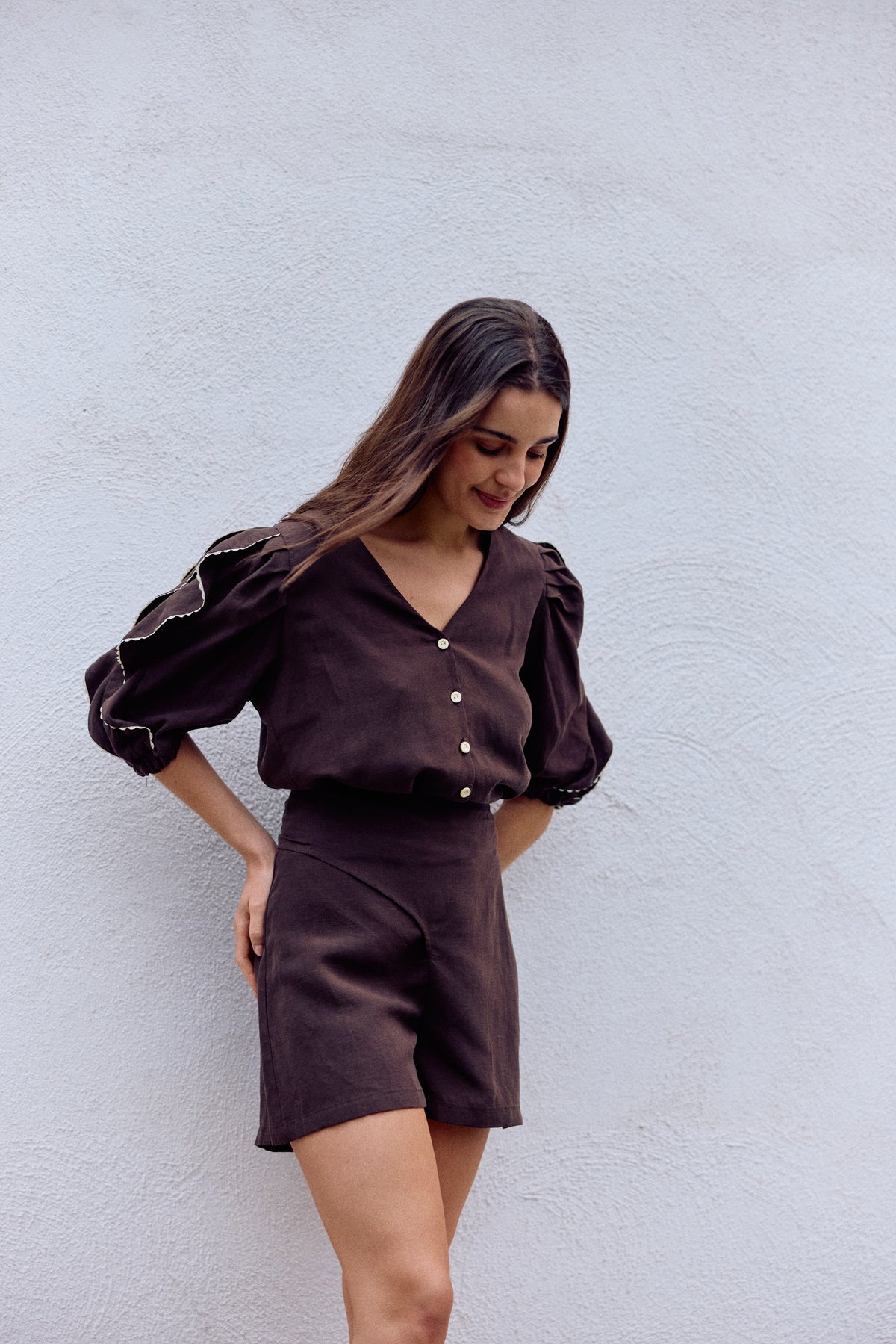 SHORT REBECA LINO CHOCOLATE
