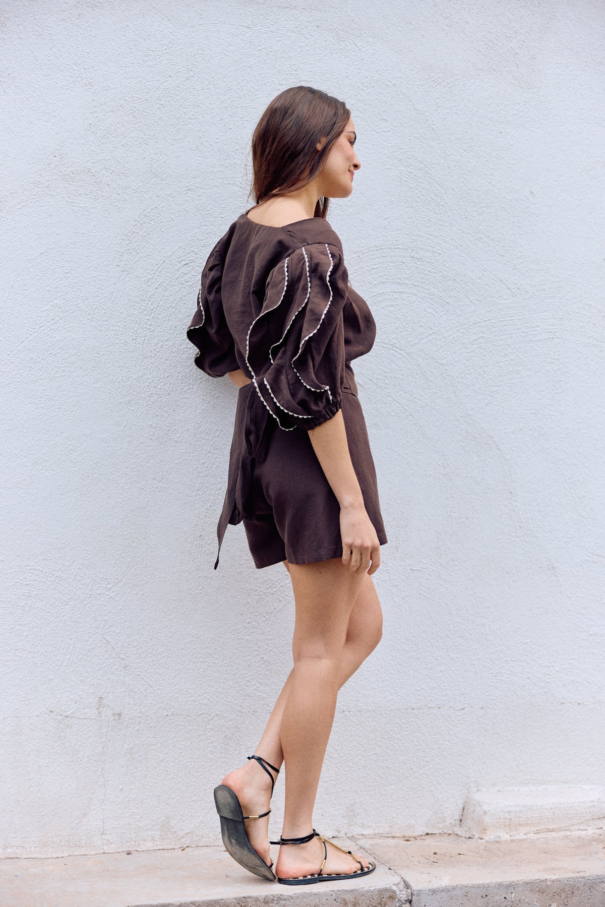 SHORT REBECA LINO CHOCOLATE