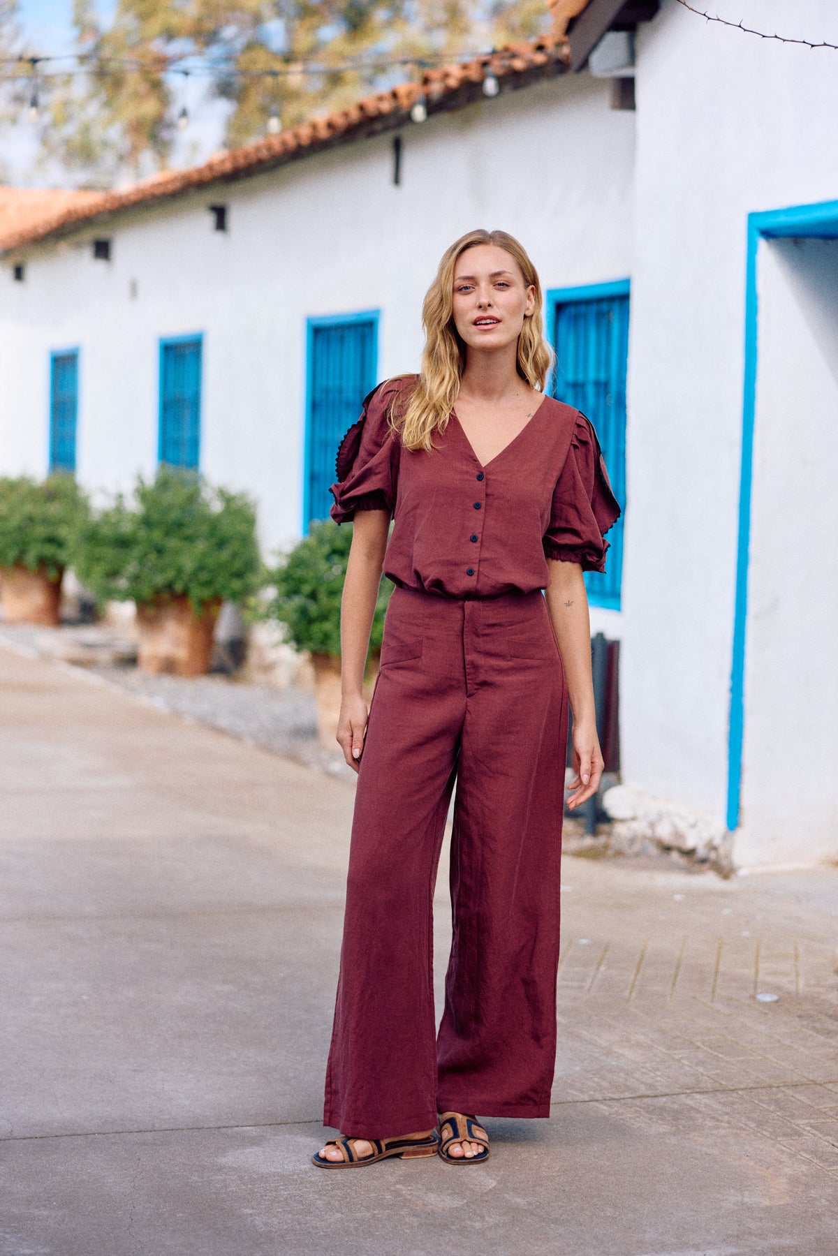 PANTALÓN LOURDES LINO BERENJENA