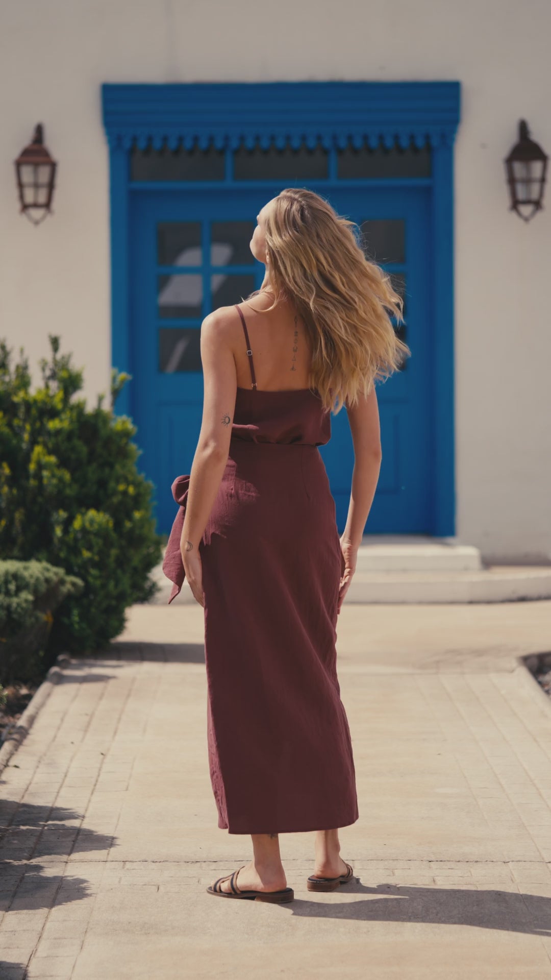 Falda Antonia Lino Berenjena con Blusa Lucrecia