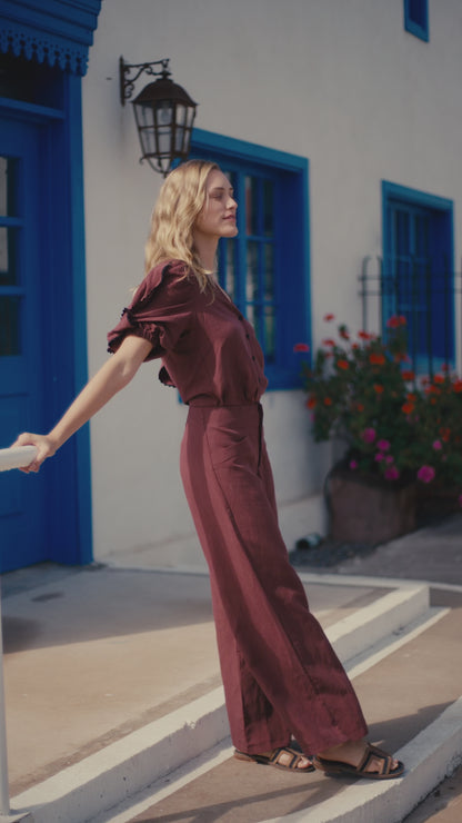Blusa Leticia Lino Berenjena con Pantalón Lourdes