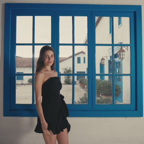 Falda Emilia Lino Negro con Blusa Florencia