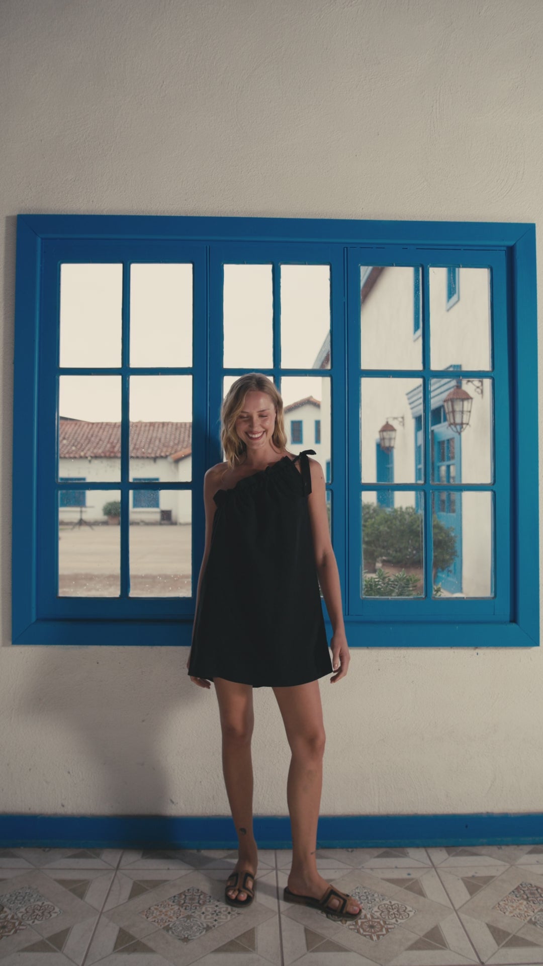 Vestido Clara Lino Negro